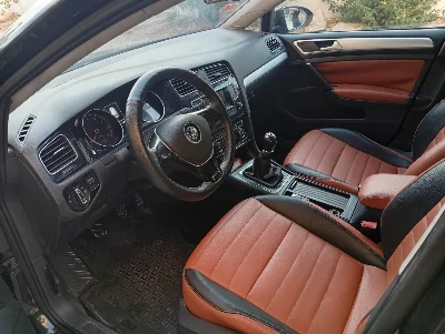 Volkswagen Golf - Photo 9