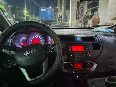 Kia RIO - Photo 3