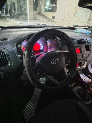 Kia RIO - Photo 2