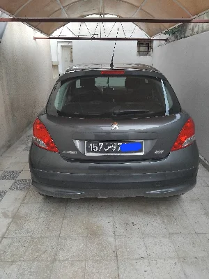 Peugeot 207 - Photo 4
