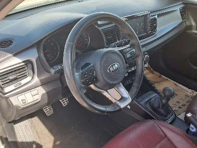 Kia RIO - Photo 5
