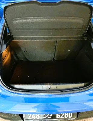 Peugeot 208 - Photo 11