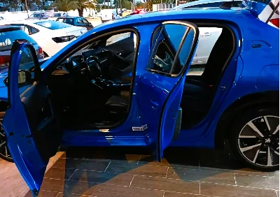 Peugeot 208 - Photo 7