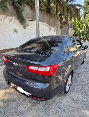 Kia RIO - Photo 9