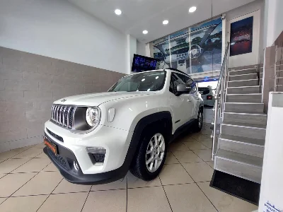 Jeep RENEGADE - Photo 12