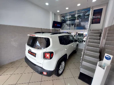 Jeep RENEGADE - Photo 10