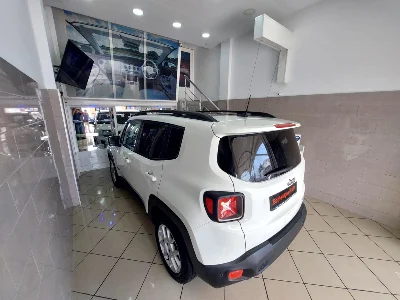 Jeep RENEGADE - Photo 9