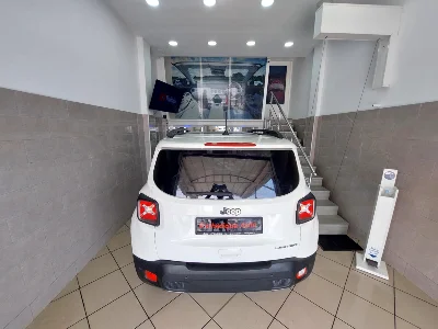 Jeep RENEGADE - Photo 7