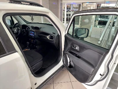 Jeep RENEGADE - Photo 3