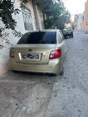 Kia RIO - Photo 8
