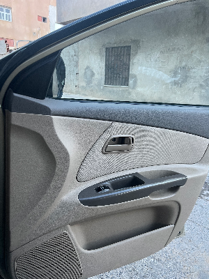 Kia RIO - Photo 4