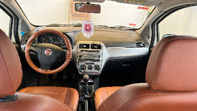 Fiat PUNTO - Photo 3