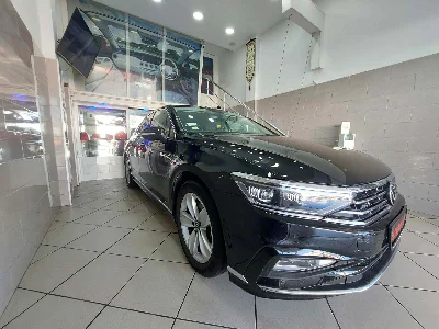 Volkswagen Passat - Photo 10