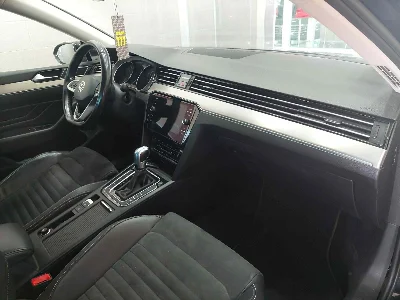 Volkswagen Passat - Photo 5