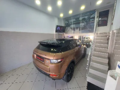 Land rover EVOQUE - Photo 10