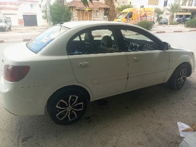 Kia CEED - Photo 8