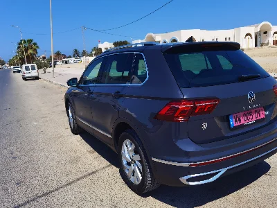 Volkswagen Tiguan - Photo 8