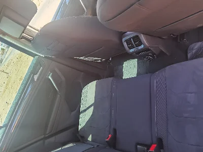 Volkswagen Tiguan - Photo 3