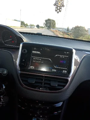 Peugeot 2008 - Photo 2