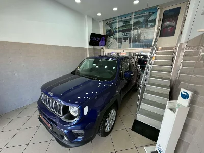 Jeep COMMANDER - Photo 10