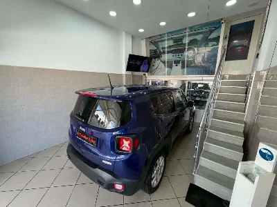 Jeep COMMANDER - Photo 8
