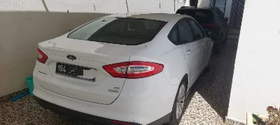 Ford FUSION - Photo 7