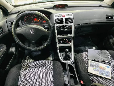 Peugeot 307 - Photo 3