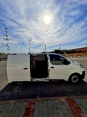 Citroen JUMPY - Photo 2