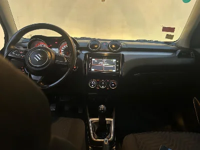 Suzuki Swift - Photo 6