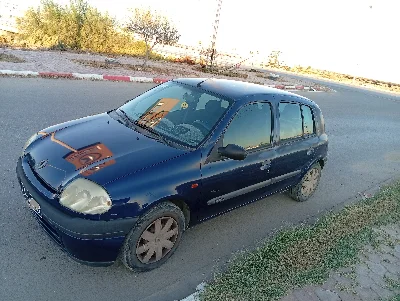 Renault Clio - Photo 2