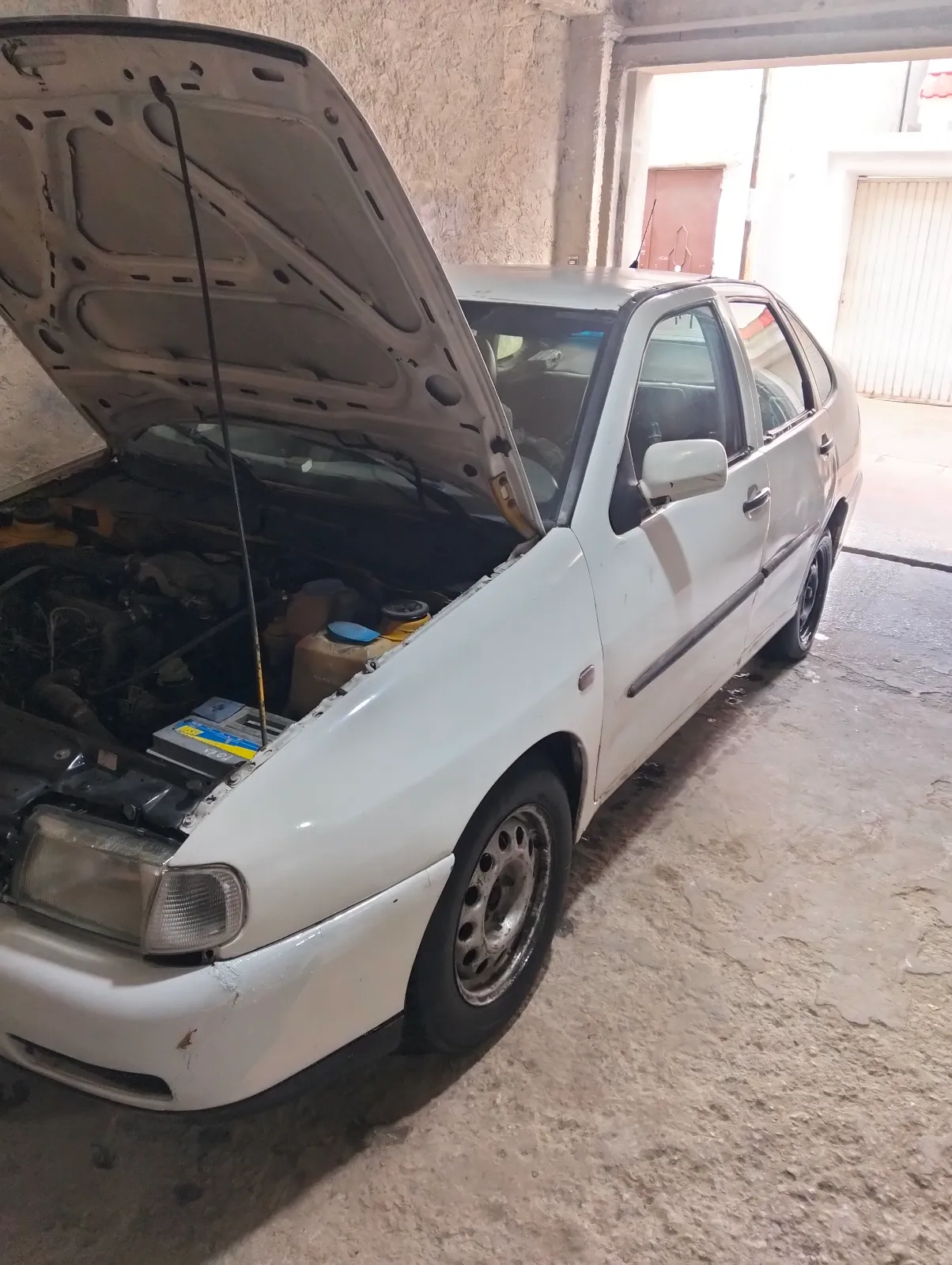 Dongfeng AUTRE 1999