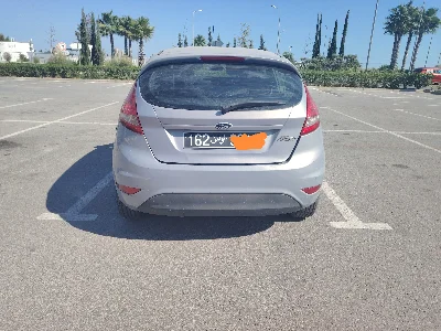 Ford FIESTA - Photo 2