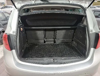 Opel Meriva - Photo 8