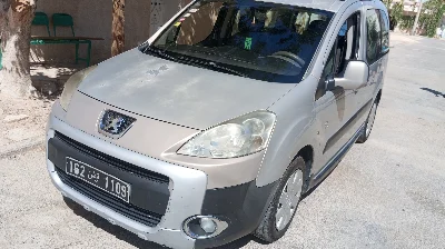 Peugeot Partner - Photo 10