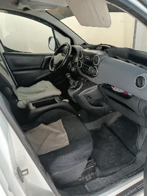 Peugeot Partner - Photo 6