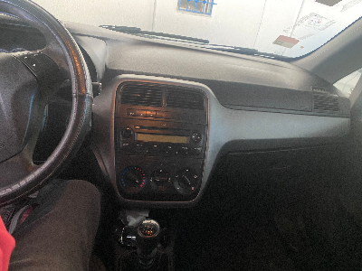 Fiat GRANDE PUNTO - Photo 4