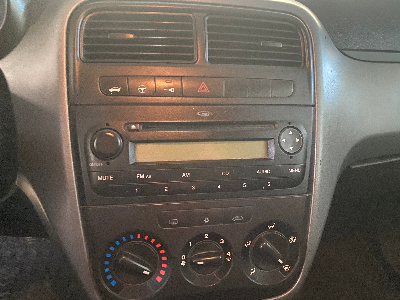 Fiat GRANDE PUNTO - Photo 3