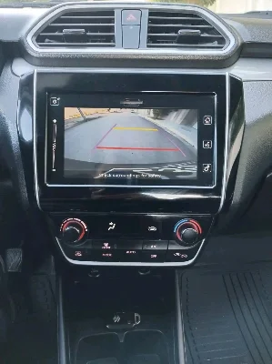 Suzuki Swift - Photo 9