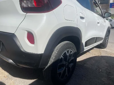 Renault Autres - Photo 6