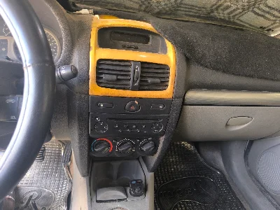 Renault Clio - Photo 7