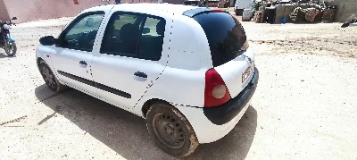 Renault Clio - Photo 4