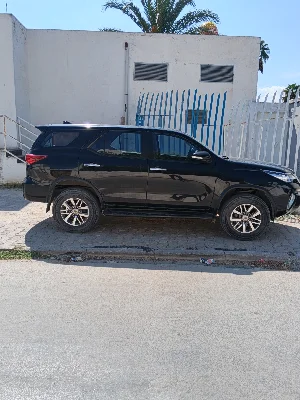 Toyota 4Runner - Photo 2