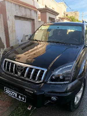 Toyota Land Cruiser Prado - Photo 11