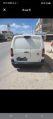 Citroen BERLINGO - Photo 6