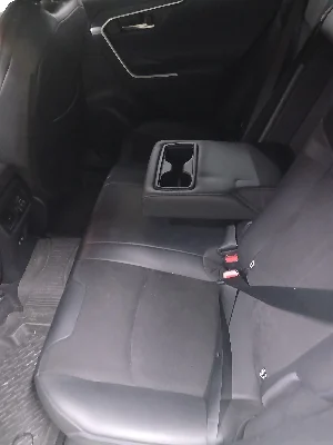 Toyota RAV4 - Photo 4