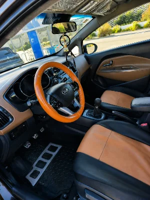 Kia RIO - Photo 6