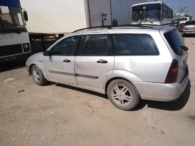 Ford FOCUS - Photo 4