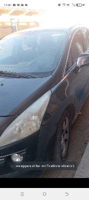 Peugeot 3008 - Photo 2