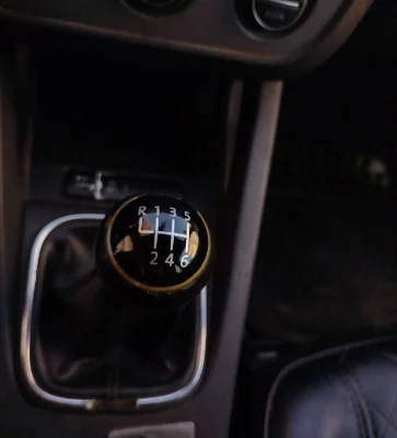 Volkswagen Golf 5 - Photo 3