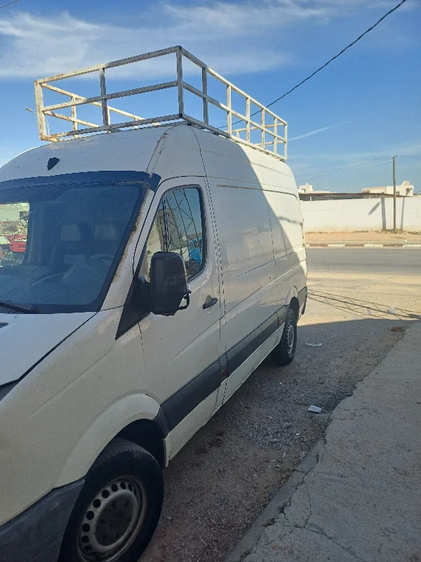 Volkswagen Crafter - Photo 2